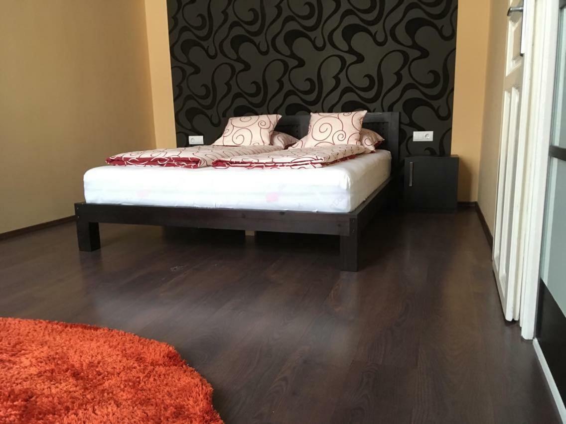 Adam's Flat Apartment Budapest Bagian luar foto